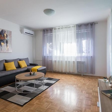 Apartman Lariva Osijek Exterior foto
